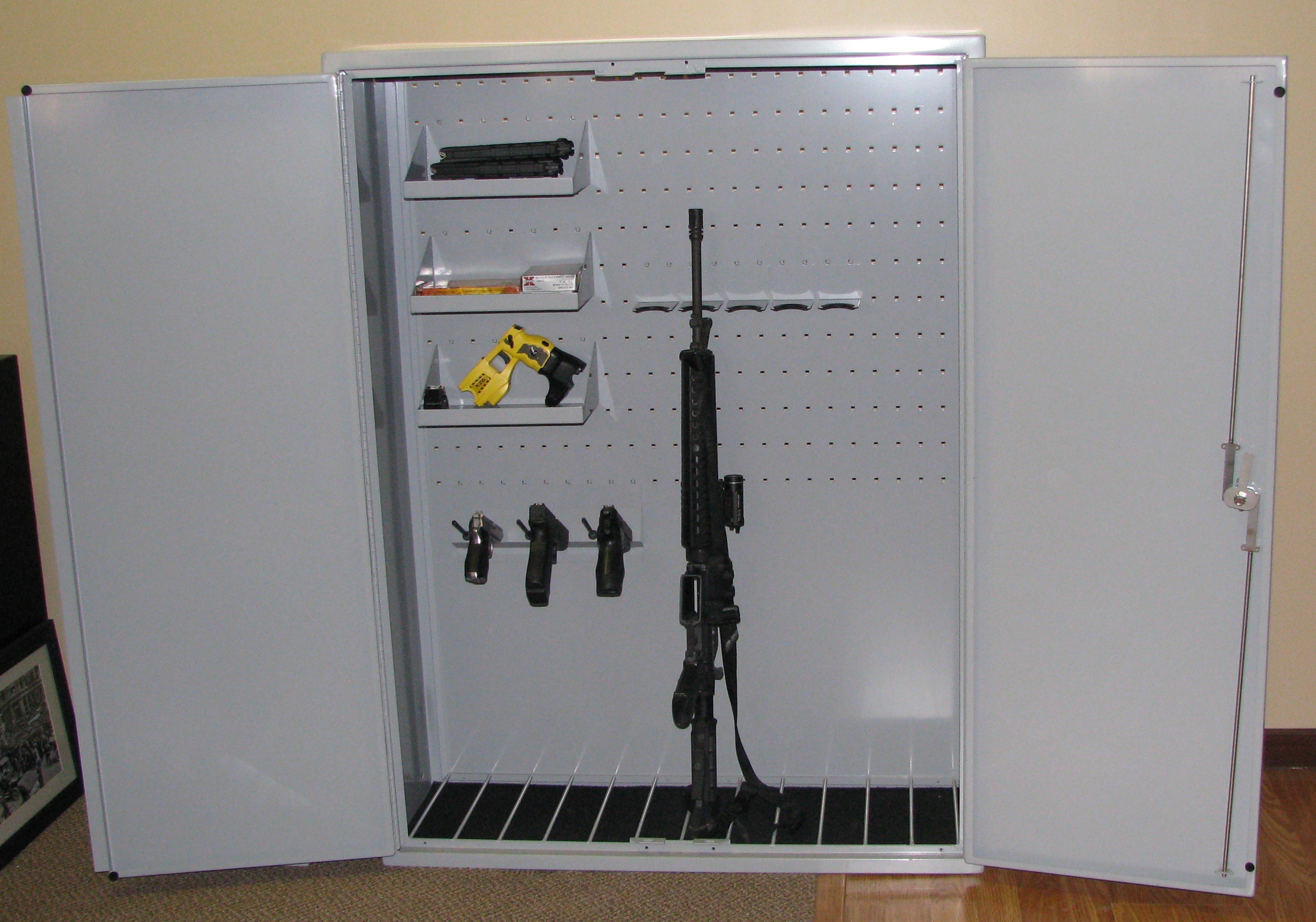 Rifle Multiple or Single Gun Safe Fasco Security Products